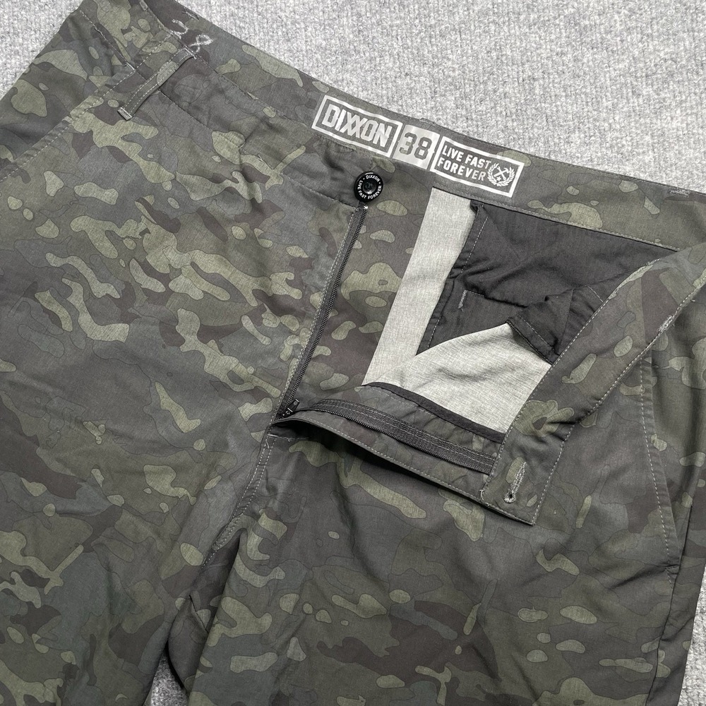 Dixxon Hybrid Short Men's 38 Live Fast Forever Green Camo Chino Surf
